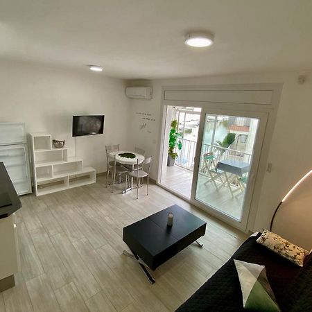 Superbe Appartement , Tout Confort, 40 M2 + 10 M2 Terrasse Empuriabrava Dış mekan fotoğraf